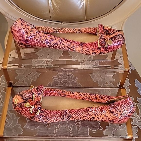 Gorgeous Stuart Weitzman Lynx Melon Iris Snakeskin Ballet Flats - Picture 2 of 16